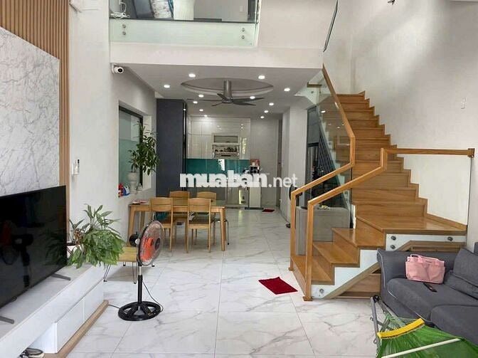 ☘️☘️NHÀ 3 TẦNG MỚI HIỆN ĐẠI KHU BIỂN PHẠM VĂN ĐỒNG
