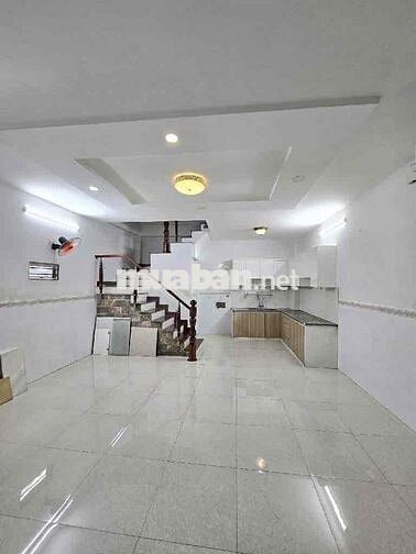 NGAY CỘNG HOÀ 4 TẦNG 3PN3WC NGANG 5M SIÊU HIẾM DÂN TRÍ CAO NHỈNH 6 TỶ