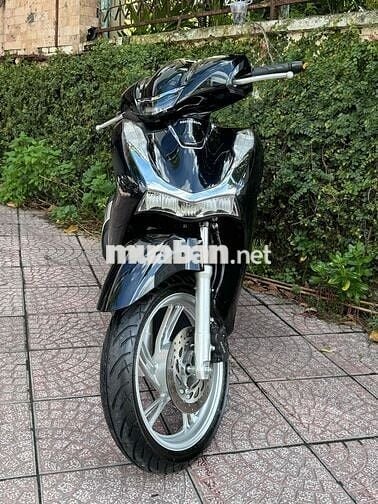 Sh 125 odo 4000km bảo hành hãng đến 30nghin km