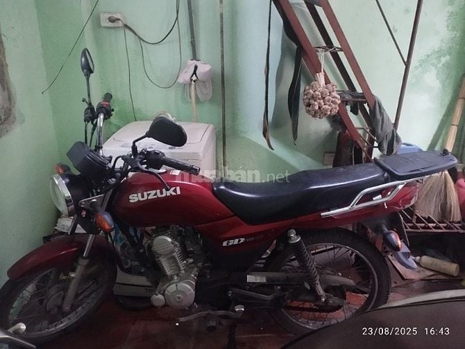 Cần bán xe tay côn đang sử dụng tốt của Suzuki 