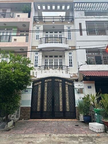 Cho thuê nhà mặt tiền kinh doanh khu Tên Lửa