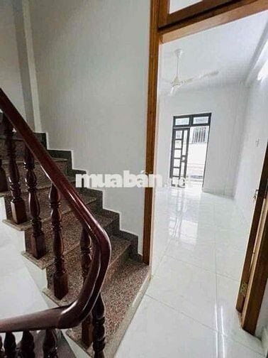 👉1/ Sát Mặt Tiền  - Ngay Hòa Hưng- Nhà mới xách vali vào ở ngay - chỉ