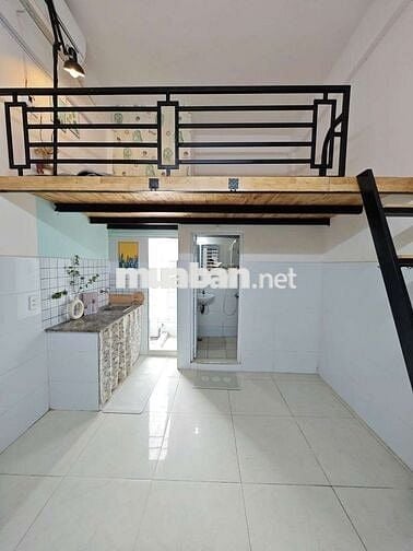 Có Máy Lạnh Đối Diện Etown Cộng Hòa Giá Chỉ 4 củ 5