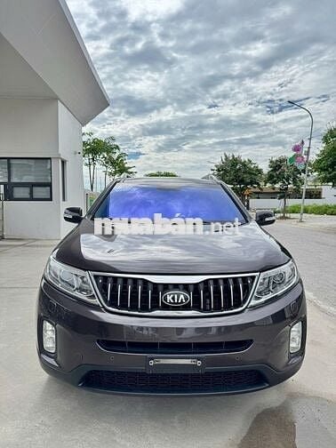 Kia Sorento 2017 2WD 2.2 DATH - 900000 km