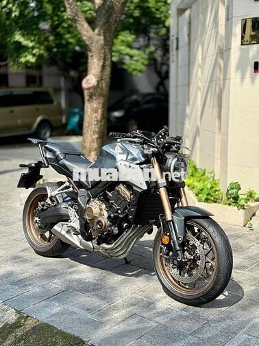 Honda CB650R 2023