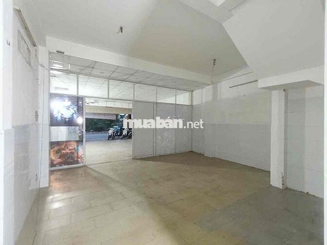 CHO THUÊ NHÀ GẦN ĐẠI HỌC NGÂN HÀNG 1 TRỆT TRỐNG SUỐT 1 LẦU 2PN 2WC