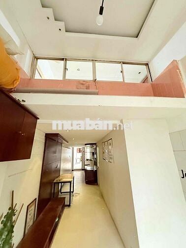 Căn cho thuê căn hộ mặt tiền đường Nguyễn Công Trứ Q1
