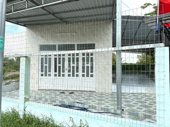 Cần bán nhà mặt tiền đường Liên ấp 2-3, xã Hiệp Phước, Nhà Bè giá 1tỷ8