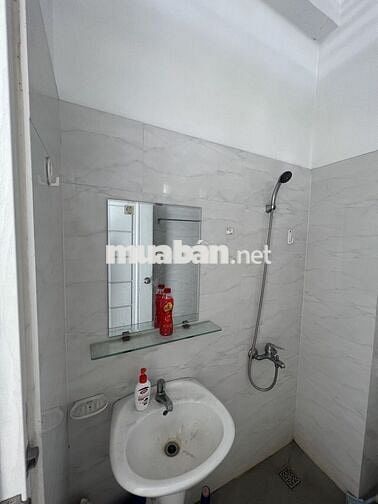 Nhà Quận 6 Rộng Yên Tĩnh Không Chung Chủ