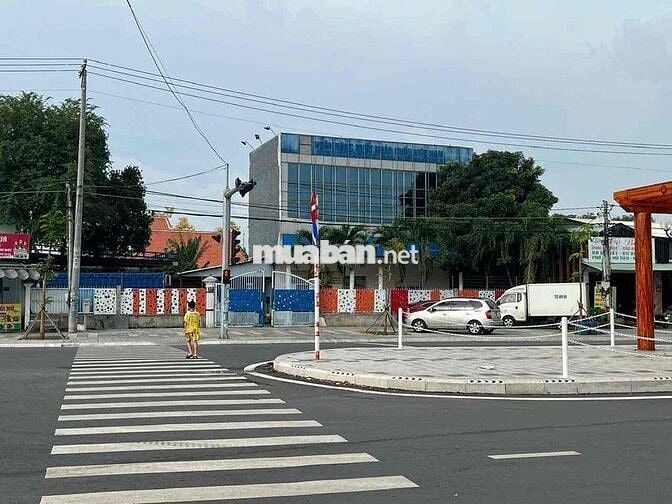 Bán nhà mặt phố Trần Hưng Đạo, Phú Mỹ, Bà Rịa Vũng Tàu, giá cực chất 6