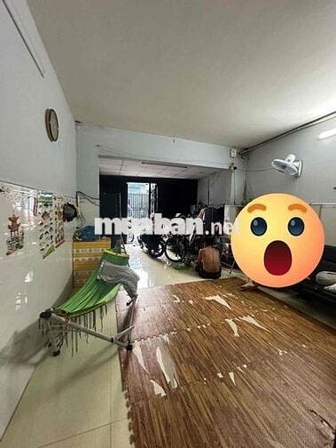 Cho thuê Nhà 3p ngủ Đường số 10 Linh Xuân giá cực rẻ 7tr/ tháng