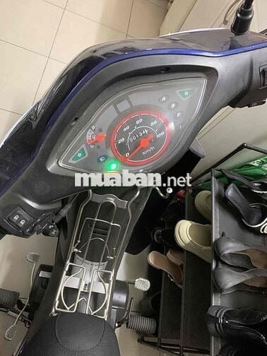 cần bán xe mới mua chưa đi (xe 50 cc)