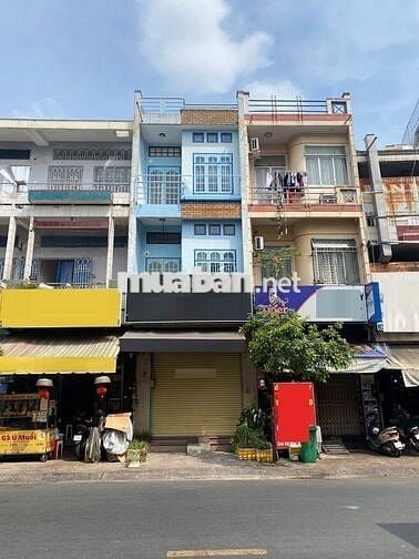 Nhà MT Tân Sơn Nhì ngay ngã tư Nguyễn Xuân Khoát