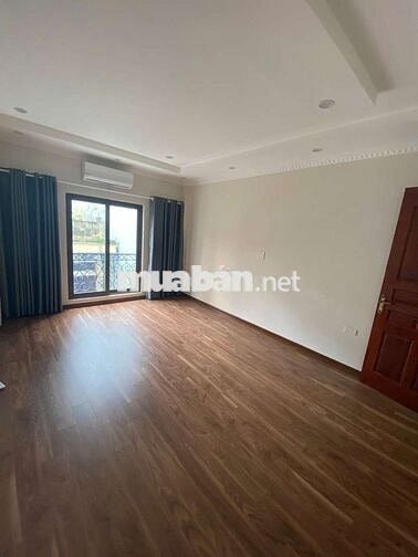 CHO THUÊ NHÀ MỚI TINH NGỌC LÂM, LONG BIÊN 1, MIPEC - GẦN HỒ, CÔNG VIÊN