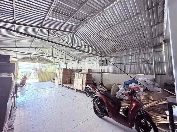 Nhà Xưởng Công Ty Trung Mỹ Tân Xuân Hẻm Xe Tải