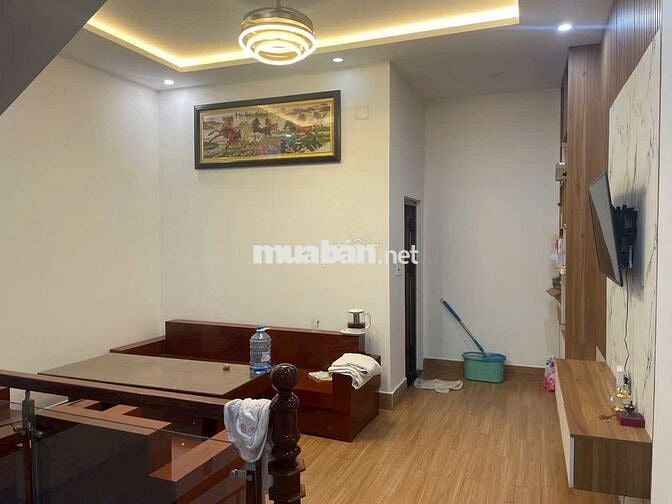 Bán nhà mặt tiền Lê Văn Hiến, đối diện bệnh viện 600 giường, Đà Nẵng