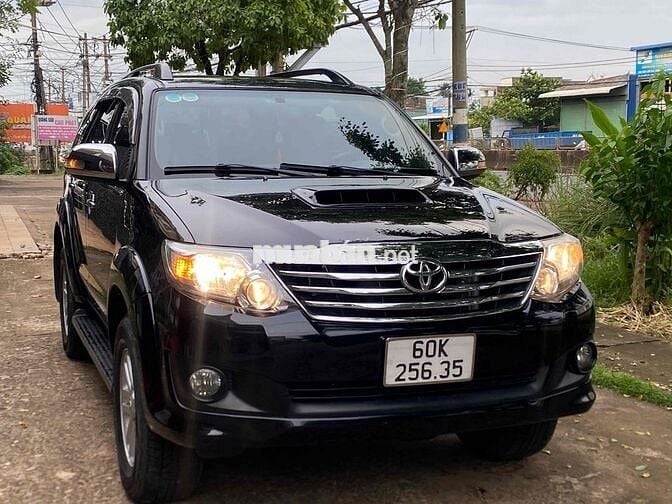 Toyota Fortuner 2013 2.5G sàn dầu
