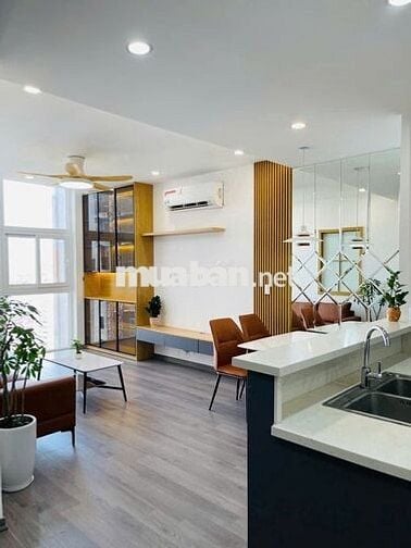 Căn hộ 3PN, 2VS, nội thất mới tinh, hướng mát, sẵn sổ giao dịch