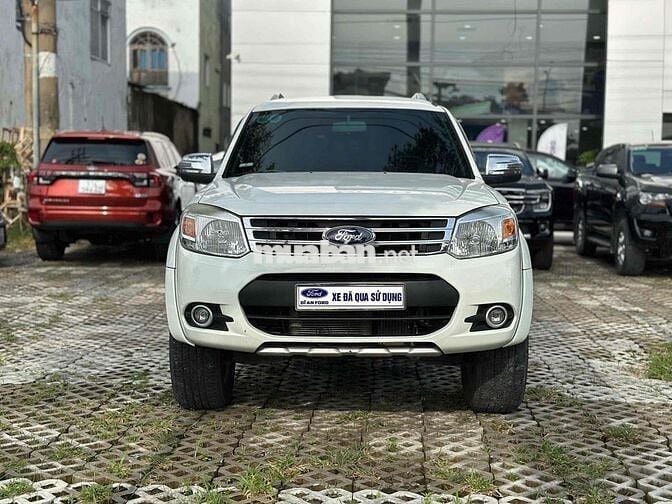 Ford Everest 2015 số tự động máy dầu cao cấp