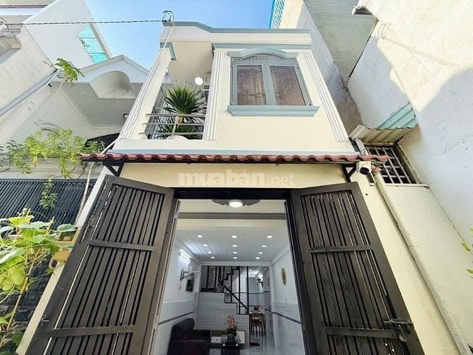 Chính chủ ký gửi nhà đường 82 Cô Giang căn 63,7m2 giá 2tỷ100tr