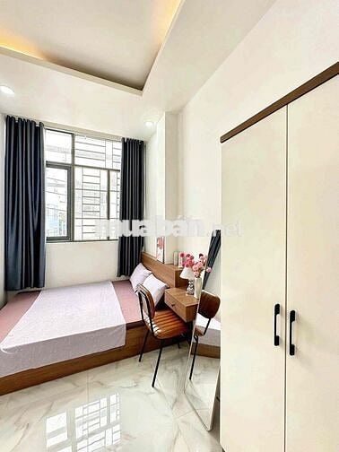 2 Phòng Ngủ 65m2, ban công, cửa sổ, Nguyễn Gia Trí, gần Hutech, UEF