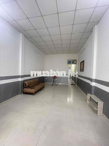 Cho thuề nhà kiệt Ông Ích Khiêm sạch sẽ,rộng rãi gầ Nguyễn Văn Linh