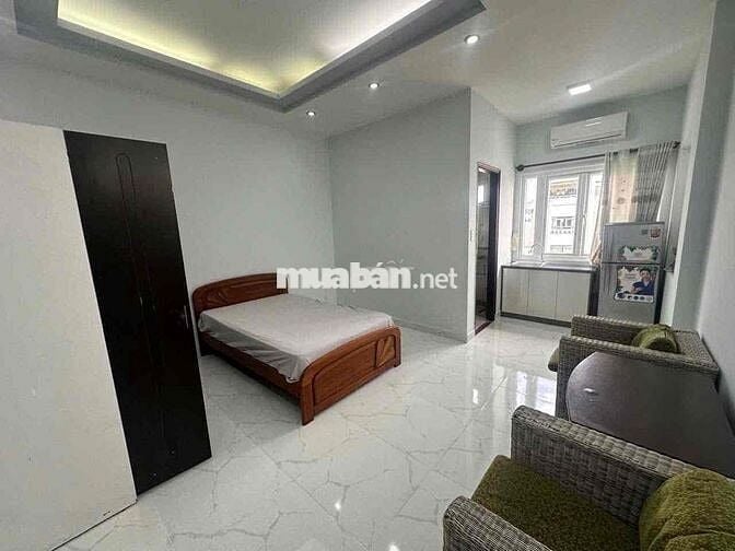Căn studio cửa sổ trời gần ĐH Văn Lang