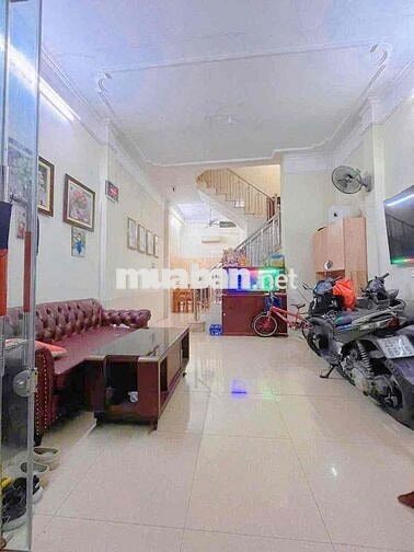 NGAY CHỢ BÀ CHIỂU - P2 BÌNH THẠNH - 5 TẦNG 42M2 - HƠN 5TỶ TL