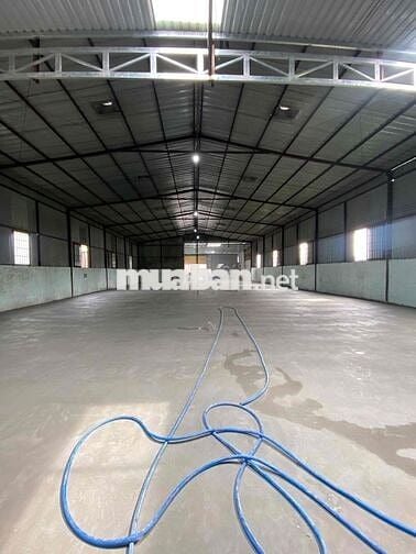 Cho thuê Kho, Xưởng mới 1000m2 gần QL22