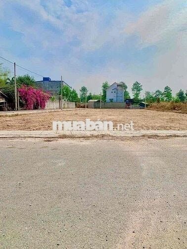 Kẹt tiền bán gấp bán lỗ miếng đất 250m2, giá chỉ 480 triệu