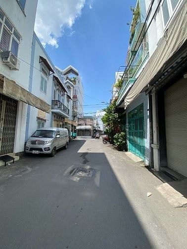 BÁN NHÀ HẺM XE HƠI 2 MT ,VỊ TRÍ ĐẮC ĐỊA , KHU VIP BÀU CÁT GIÁ:10,7 TỶ
