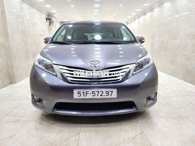 Toyota Sienna limited 2016, nhà trùm mền còn mới