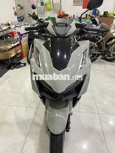 varrio 160 đk 2023 xe zin ngay chủ màu xi măng hot