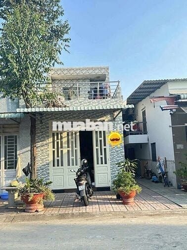 Bán nhà trọ lầu đường thông sổ sẵn Mỹ Phước 3 Bến Cát BD(TP.HCM)