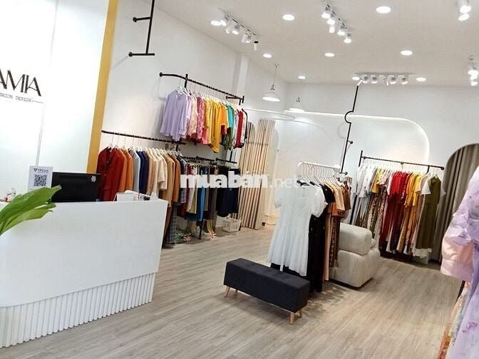 GIÁ RẺ 20TRIỆU - MT Nguyễn Đình Chiểu, Quận 3 - DT 3x20m, Cọc 2 tháng