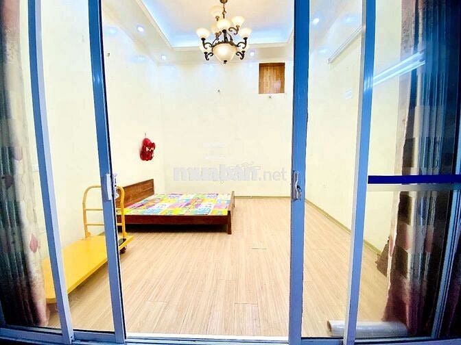 Cho Thuê Phòng Tầng 1 Dt 20m Phố Thành Công-Láng Hạ-Đê La Thành
