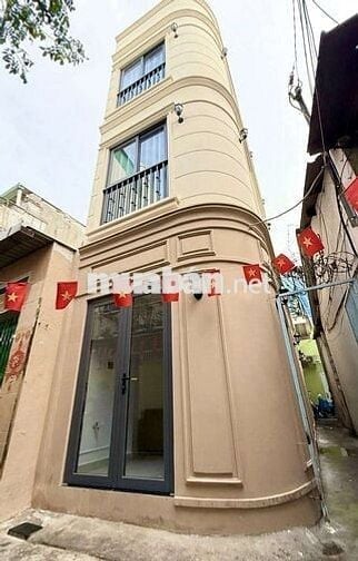 Cho thuê nhà mới xây full nội thất hẻm Bùi viện, khu phố tây
