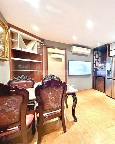 CHUNG CƯ A6 TẬP THỂ GIẢNG VÕ .