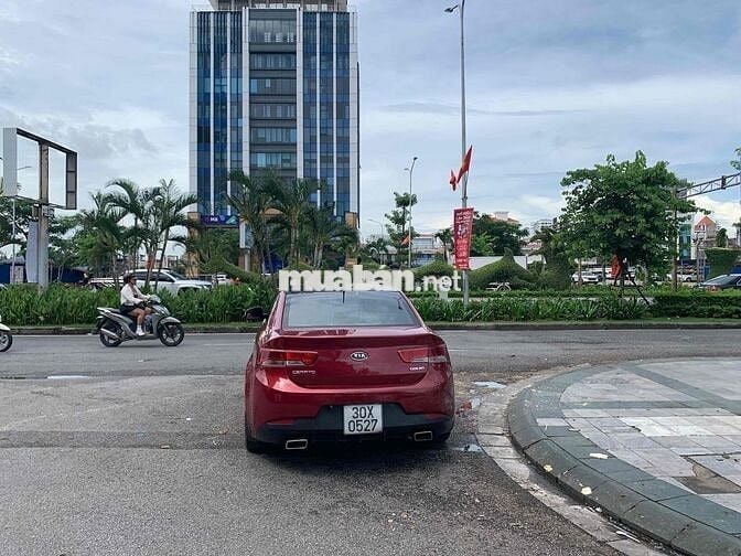 Kia Forte 2009 Koup 2.0 AT - 148 km