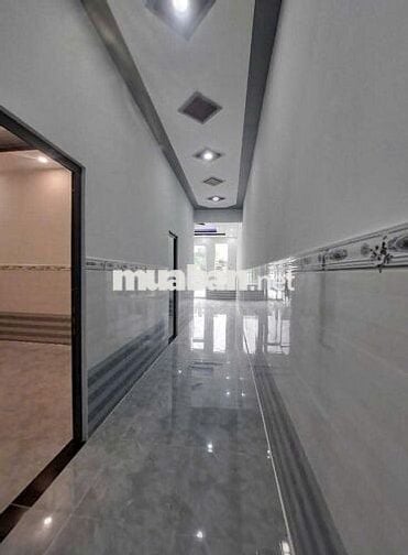 CẦN BÁN CĂN NHÀ VƯỜN ẤP HẬU, Xã Tân thông Hội. Củ Chi. GIÁ 3,4 TỶ TL