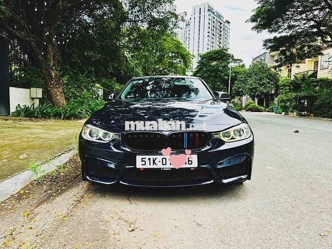 BMW 3 Series 2013 320i - 80000 km