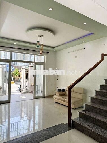 Bán Nhà 2 Tầng Mặt Tiền Đường 7m5- Trương Quyền , Sơn Trà , Đà Nẵng
Dt