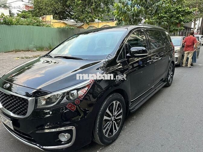 Kia Sedona 2016 - 499 Triệu