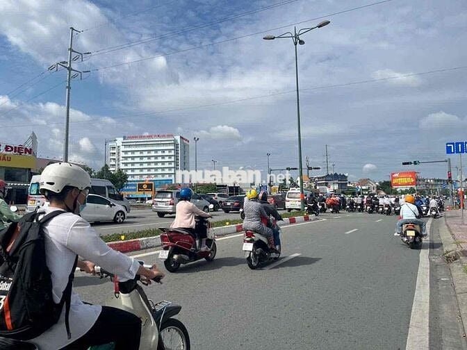 Đất Đẹp Full Thổ Cư 160m2-Ngay Phạm Văn Đồng .Tiện Xây CHDV Cho Thuê.