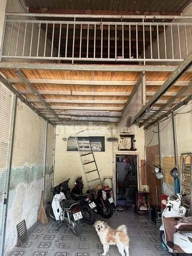 Cho thuê nhà mặt tiền Bãi Sậy, P.13, Q.5 giá 12tr
