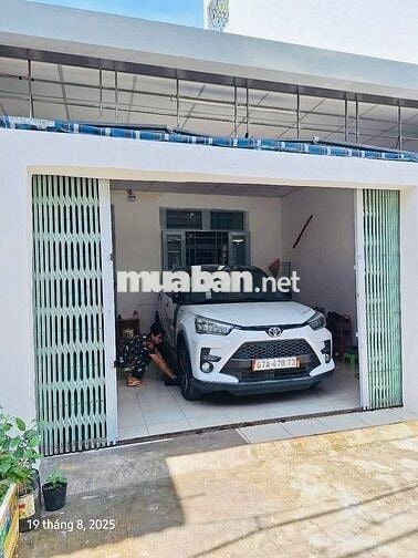 Nhà hẻm xe hơi 80m2 ,2 phòng ngủ  Q .Bình Tân