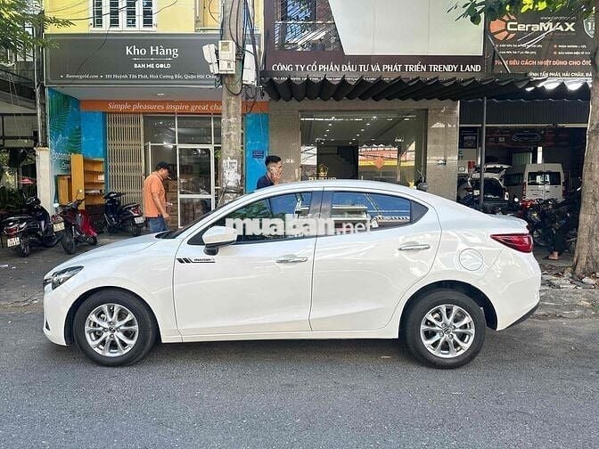 Mazda 2 2018  1.5 AT Sedan - 60000 km