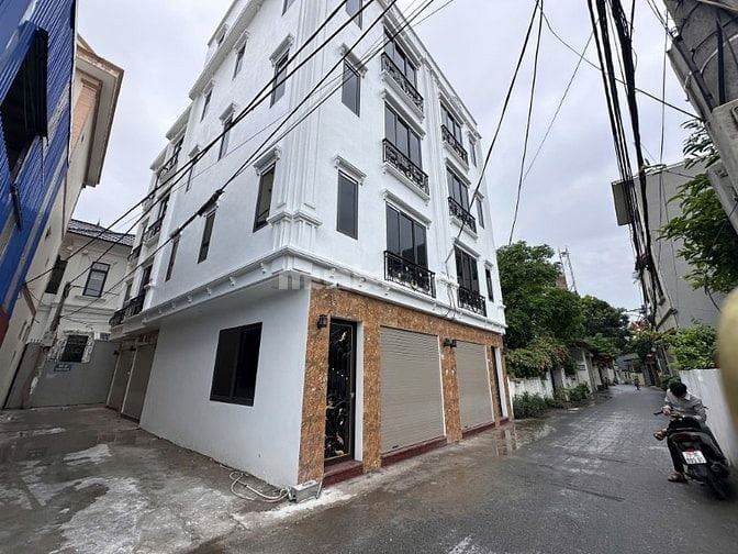 Bán nhà mới 5 tầng mặt phố & ô tô vào nhà