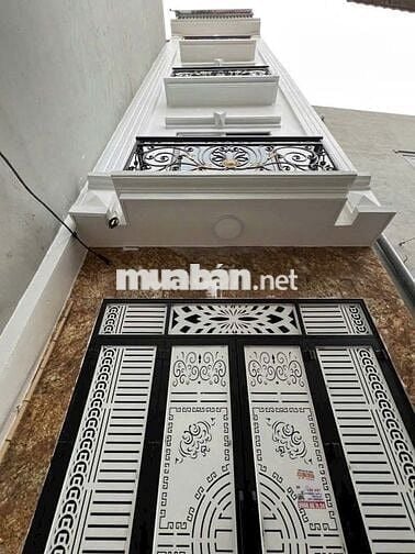 Nhà 5T*43m2 gần bệnh viện đa khoa - cách đường QL6 chỉ 300m- Giá 3,5tỷ