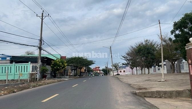 Bán gấp đất mặt tiền Phước Hải gần biển